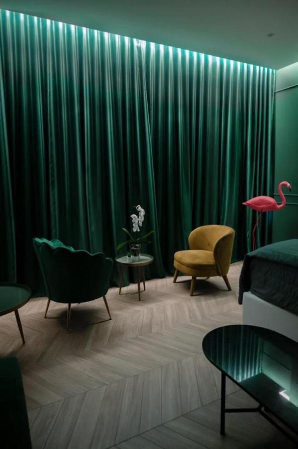 Salotto Room Boutique ペスカーラ エクステリア 写真