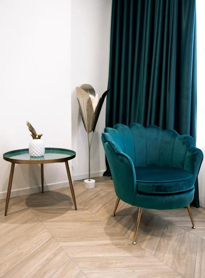 Salotto Room Boutique ペスカーラ エクステリア 写真